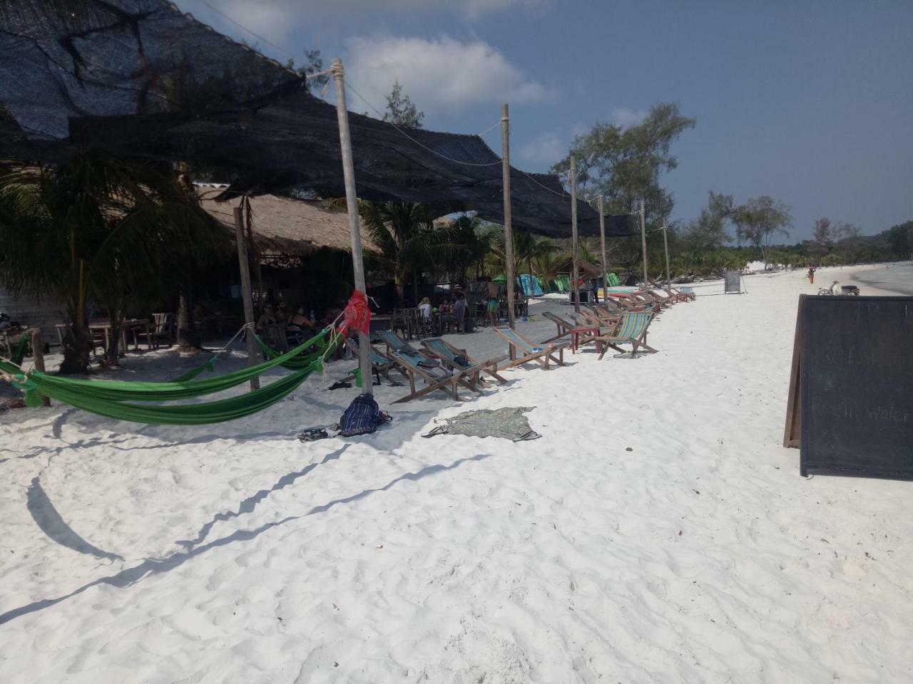 Sandbank Restaurant & Camping Koh Rong Kaoh Touch Buitenkant foto