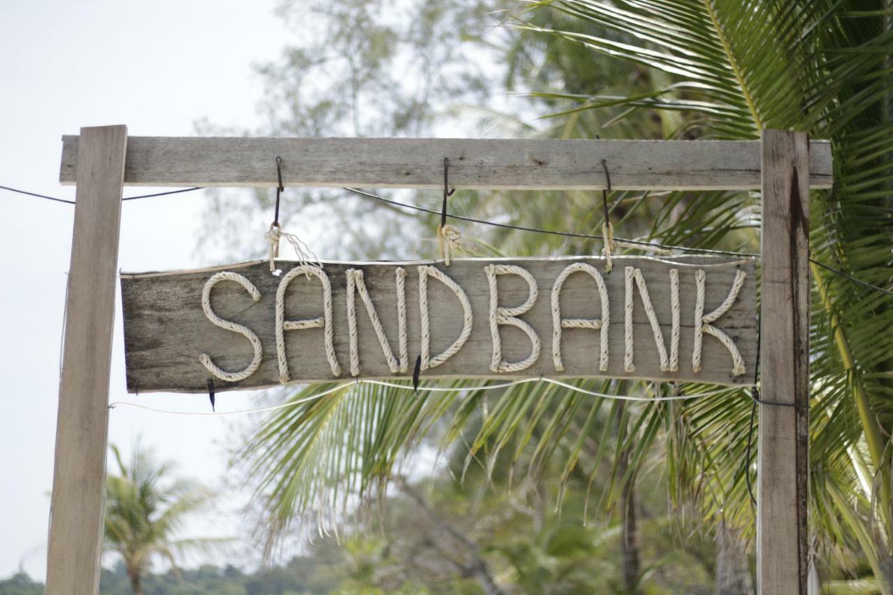 Sandbank Restaurant & Camping Koh Rong Kaoh Touch Buitenkant foto