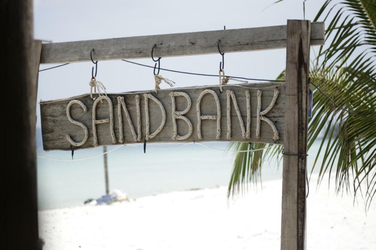 Sandbank Restaurant & Camping Koh Rong Kaoh Touch Buitenkant foto