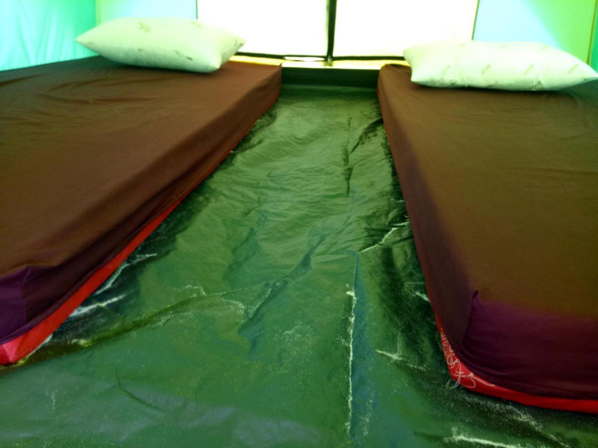 Sandbank Restaurant & Camping Koh Rong Kaoh Touch Buitenkant foto